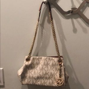 Michael Kors White small shoulder purse
